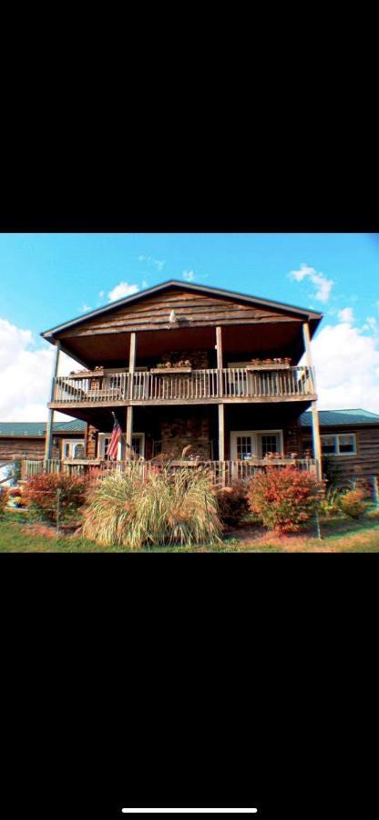 Smiths In-Law Suite! Pet Friendly, Hot Tub! Valley Head Esterno foto